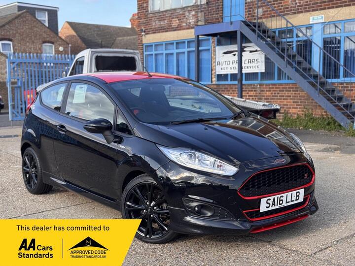Ford Fiesta 1.0T EcoBoost ST-Line Euro 6 (s/s) 3dr