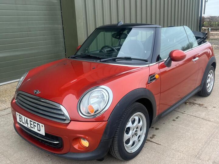 MINI Convertible 1.6 Cooper Euro 6 (s/s) 2dr