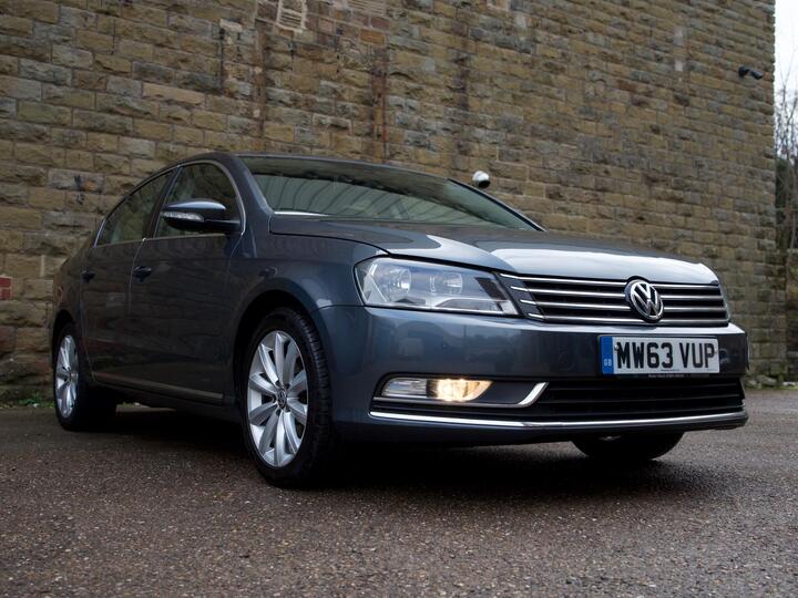 Volkswagen Passat 1.6 TDI BlueMotion Tech Highline Euro 5 (s/s) 4dr