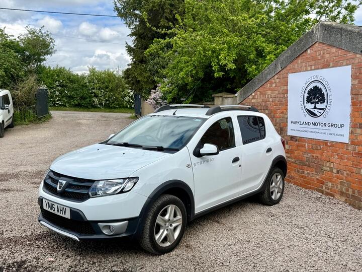 Dacia Sandero Stepway 1.5 DCi Laureate Euro 6 (s/s) 5dr
