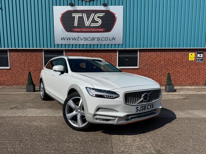 Volvo V90 Cross Country 2.0 D4 Volvo Ocean Race Auto AWD Euro 6 (s/s) 5dr Volvo V90 Cross Country 2.0 D4 Volvo Ocean Race Auto AWD Euro 6 (s/s) 5dr
