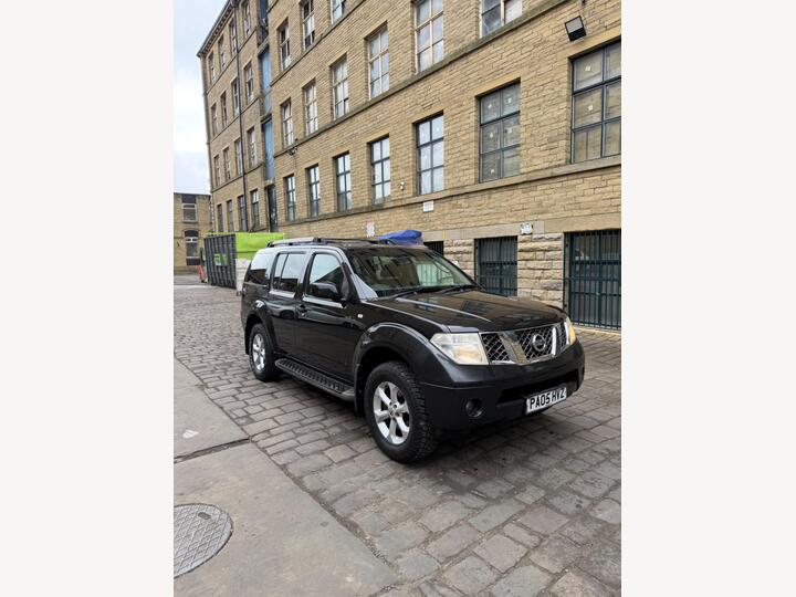 Nissan Pathfinder 2.5 DCi SVE 5dr