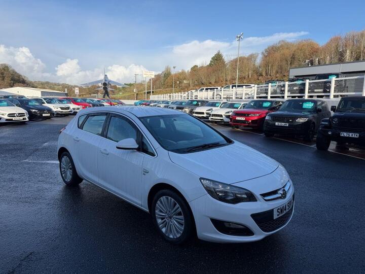 Vauxhall ASTRA 1.6 16v Excite Euro 5 5dr