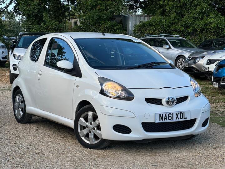 Toyota AYGO 1.0 VVT-i Go Euro 5 3dr