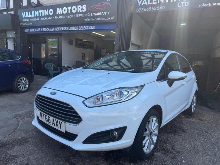 Ford Fiesta 1.0T EcoBoost Titanium Euro 6 (s/s) 5dr