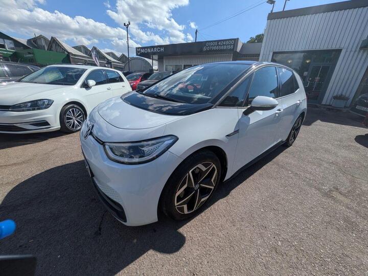 Volkswagen ID.3 Pro Performance 58kWh Tech Auto 5dr