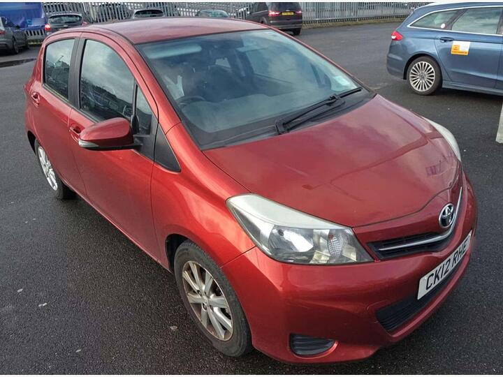 Toyota YARIS 1.33 Dual VVT-i TR Euro 5 5dr