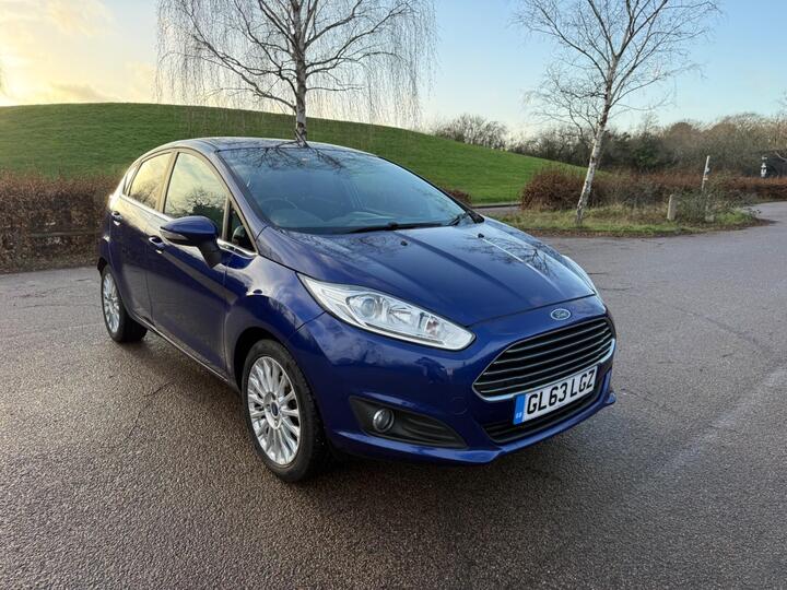 Ford Fiesta 1.0T EcoBoost Titanium Euro 5 (s/s) 5dr