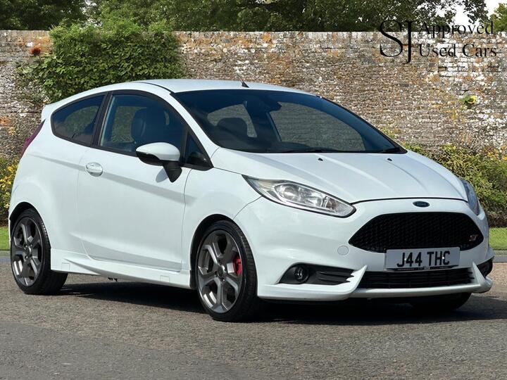 Ford Fiesta 1.6T EcoBoost ST-3 Euro 5 (s/s) 3dr