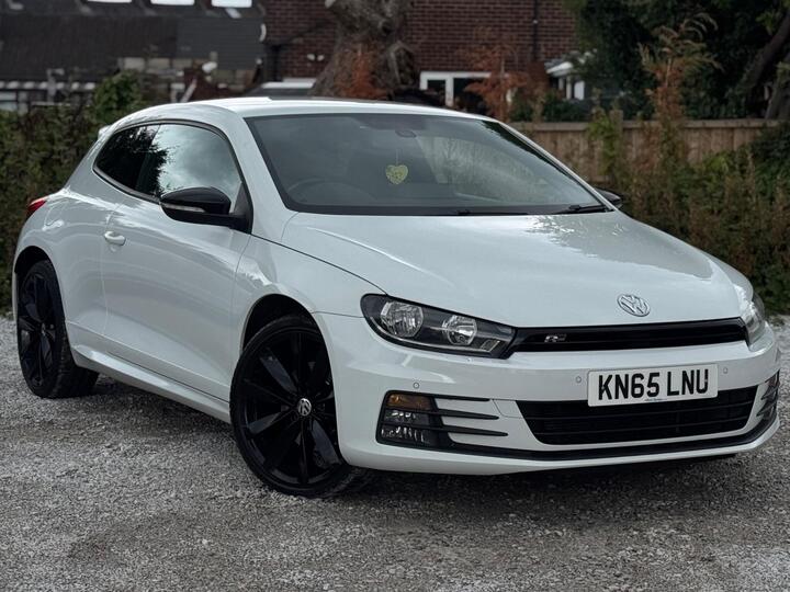 Volkswagen Scirocco 2.0 TDI BlueMotion Tech R-Line DSG Euro 6 (s/s) 3dr