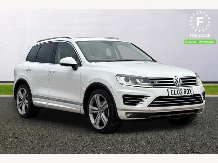 Volkswagen Touareg 3.0 TDI V6 BlueMotion Tech R-Line Plus Tiptronic 4WD Euro 6 (s/s) 5dr Volkswagen Touareg 3.0 TDI V6 BlueMotion Tech R-Line Plus Tiptronic 4WD Euro 6 (s/s) 5dr
