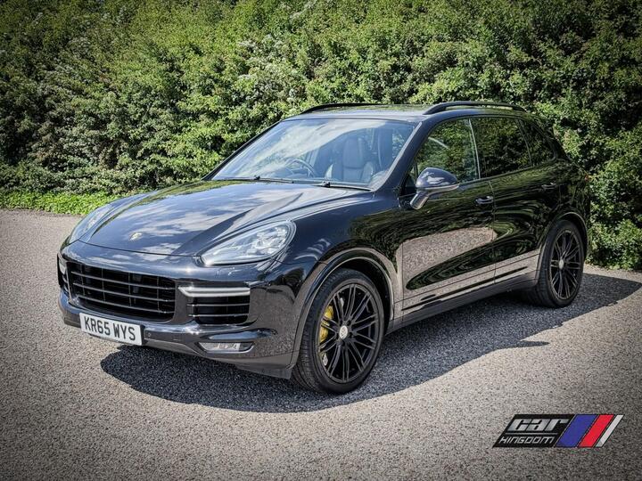 Porsche CAYENNE 4.8T V8 Turbo S TiptronicS 4WD Euro 6 (s/s) 5dr Porsche CAYENNE 4.8T V8 Turbo S TiptronicS 4WD Euro 6 (s/s) 5dr