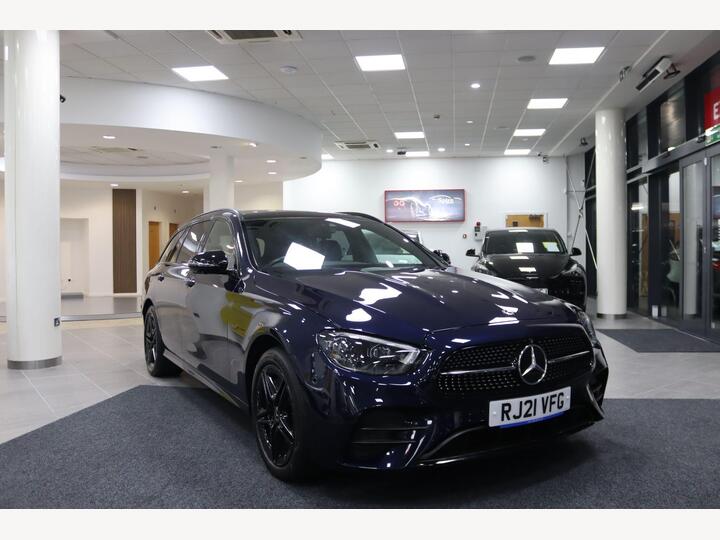 Mercedes-Benz E Class 2.0 E300de 13.5kWh AMG Line Night Edition (Premium Plus) G-Tronic+ Euro 6 (s/s) 5dr