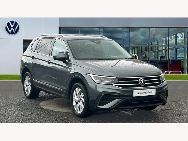 Volkswagen Tiguan Allspace 1.5 TSI Life DSG Euro 6 (s/s) 5dr Volkswagen Tiguan Allspace 1.5 TSI Life DSG Euro 6 (s/s) 5dr