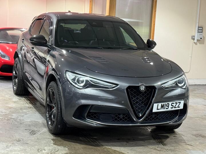 Alfa Romeo Stelvio 2.9 V6 Bi-Turbo Quadrifoglio Auto Q4 AWD Euro 6 (s/s) 5dr Alfa Romeo Stelvio 2.9 V6 Bi-Turbo Quadrifoglio Auto Q4 AWD Euro 6 (s/s) 5dr