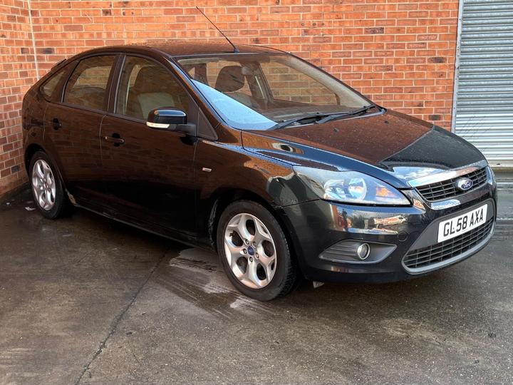 Ford Focus 1.6 Zetec S 5dr