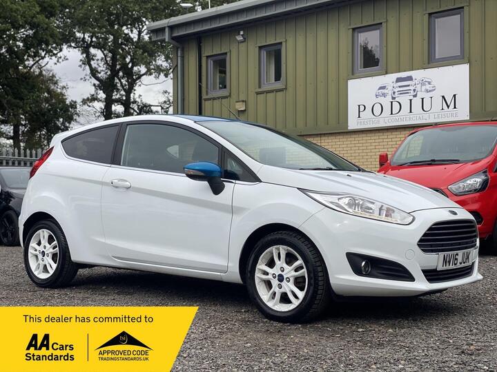 Ford Fiesta 1.0T EcoBoost Zetec White Edition Euro 6 (s/s) 3dr