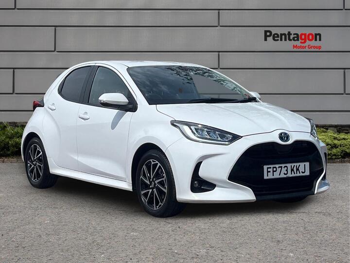 Toyota Yaris 1.5 VVT-h Design E-CVT Euro 6 (s/s) 5dr