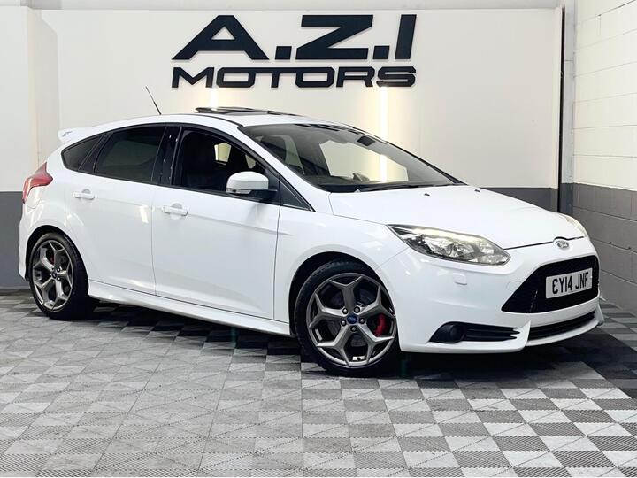 Ford Focus 2.0T EcoBoost ST-3 Euro 5 (s/s) 5dr
