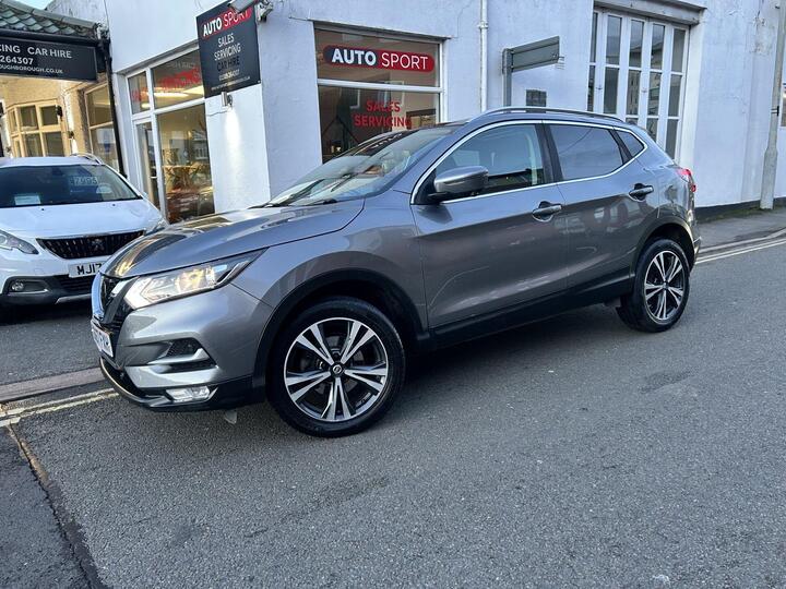 Nissan Qashqai 1.5 DCi N-Connecta Euro 6 (s/s) 5dr