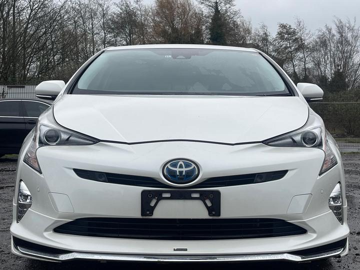 Toyota Prius 1.8 VVT-h Business Edition Plus CVT Euro 6 (s/s) 5dr