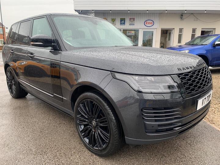 Land Rover Range Rover 3.0 SD V6 Vogue Auto 4WD Euro 6 (s/s) 5dr Land Rover Range Rover 3.0 SD V6 Vogue Auto 4WD Euro 6 (s/s) 5dr