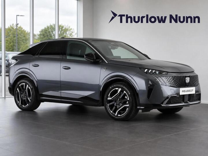 Peugeot E-3008 SUV 73KWH 210 GT