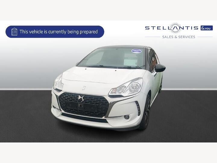 DS AUTOMOBILES DS 3 1.2 PureTech Connected Chic Euro 6 3dr DS AUTOMOBILES DS 3 1.2 PureTech Connected Chic Euro 6 3dr