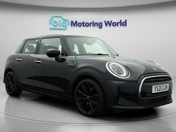 MINI Hatch 1.5 Cooper Exclusive Steptronic Euro 6 (s/s) 5dr