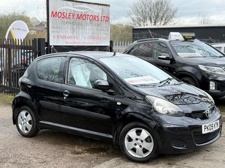 Toyota AYGO 1.0 VVT-i Black MultiMode Euro 4 5dr (AC)