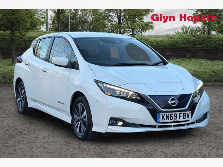 Nissan LEAF 40kWh Acenta Auto 5dr