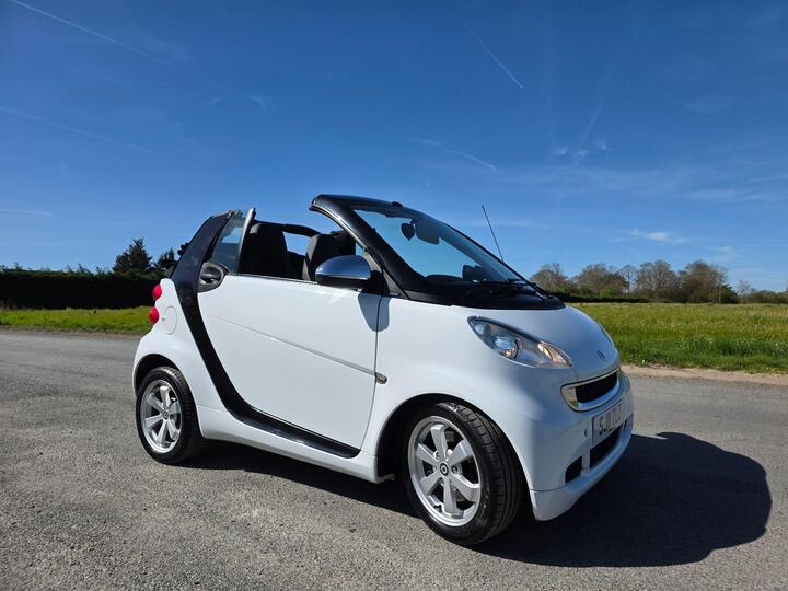 Smart Fortwo 1.0 MHD Passion Cabriolet SoftTouch Euro 5 (s/s) 2dr