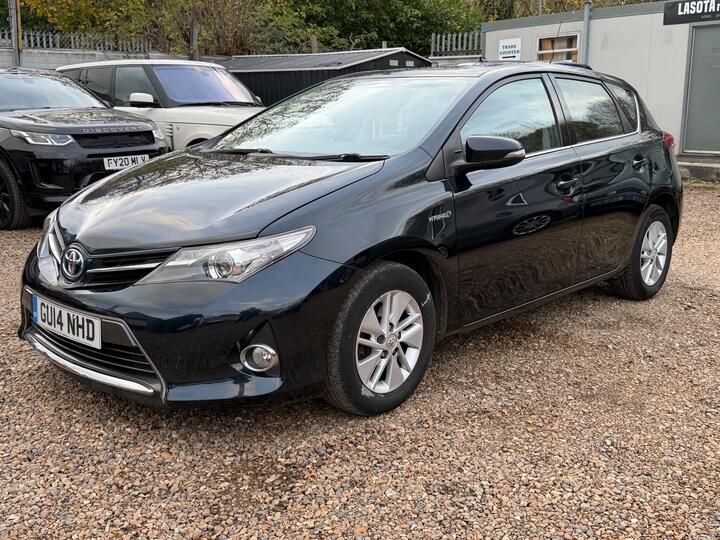 Toyota Auris 1.8 VVT-h Icon CVT Euro 5 (s/s) 5dr Toyota Auris 1.8 VVT-h Icon CVT Euro 5 (s/s) 5dr