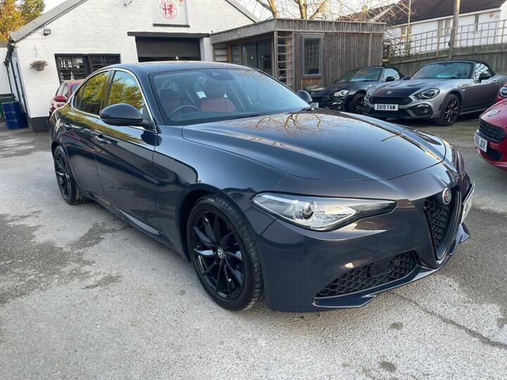 Alfa Romeo GIULIA 2.2 TD Super Auto Euro 6 (s/s) 4dr