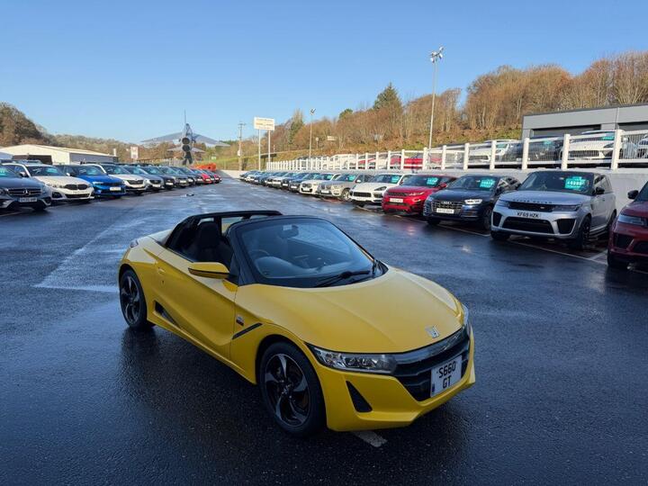 Honda S660 S660 Turbo TARGA Roof Convertible Kei Car Yellow With Black Trim