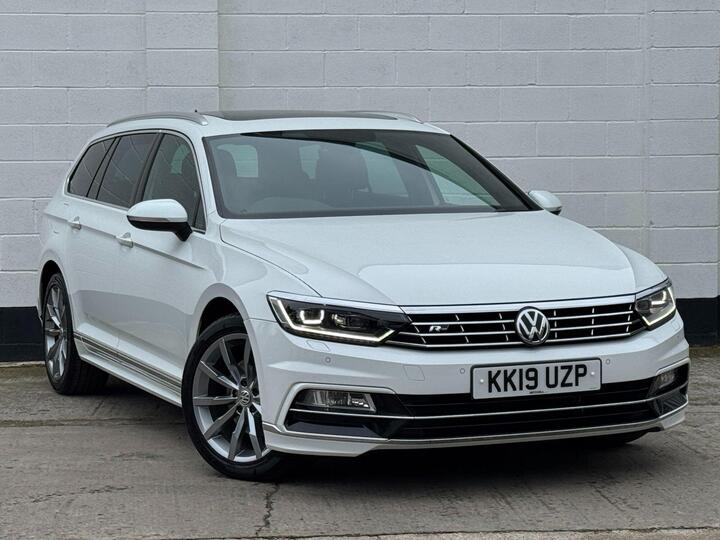 Volkswagen PASSAT 1.5 TSI EVO R-Line DSG Euro 6 (s/s) 5dr Volkswagen PASSAT 1.5 TSI EVO R-Line DSG Euro 6 (s/s) 5dr