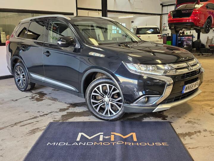 Mitsubishi Outlander 2.2 DI-D Juro 4WD Euro 6 (s/s) 5dr Mitsubishi Outlander 2.2 DI-D Juro 4WD Euro 6 (s/s) 5dr