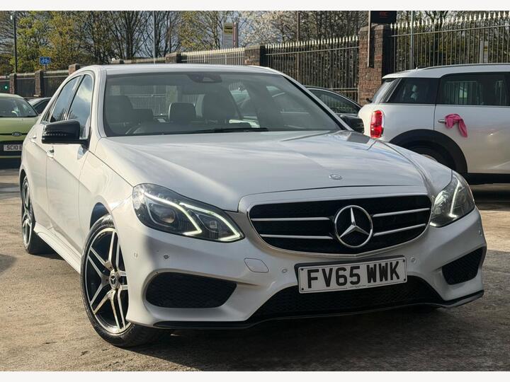 Mercedes-Benz E Class 2.1 E250 CDI AMG Night Edition G-Tronic+ Euro 5 (s/s) 4dr