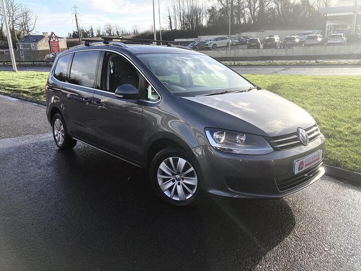 Volkswagen Sharan 2.0 TDI SE Nav Euro 6 (s/s) 5dr