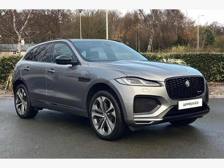 Jaguar F-PACE 2.0 P400e 19.3kWh R-Dynamic HSE Black Auto AWD Euro 6 (s/s) 5dr Jaguar F-PACE 2.0 P400e 19.3kWh R-Dynamic HSE Black Auto AWD Euro 6 (s/s) 5dr