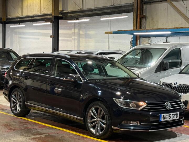 Volkswagen Passat 2.0 TDI BlueMotion Tech GT DSG Euro 6 (s/s) 5dr Volkswagen Passat 2.0 TDI BlueMotion Tech GT DSG Euro 6 (s/s) 5dr
