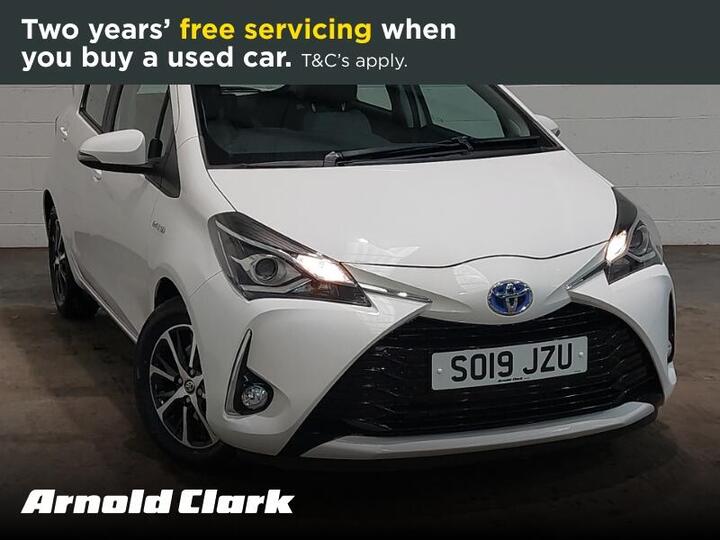Toyota Yaris 1.5 VVT-h Icon Tech E-CVT Euro 6 (s/s) 5dr