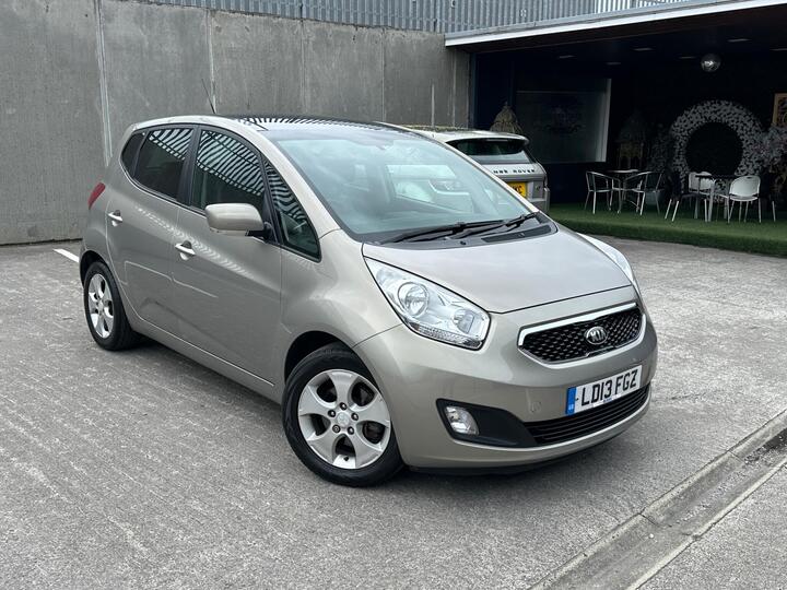 Kia Venga 1.6 CRDi EcoDynamics 3 Euro 5 (s/s) 5dr (Sat Nav)