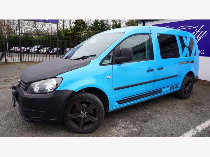 Volkswagen CADDY MAXI 1.6 TDi C20 Maxi Camper Van 5dr Diesel Manual FWD (155 G/km, 101 Bhp) **CAMPER**FULLY CONVERTED**