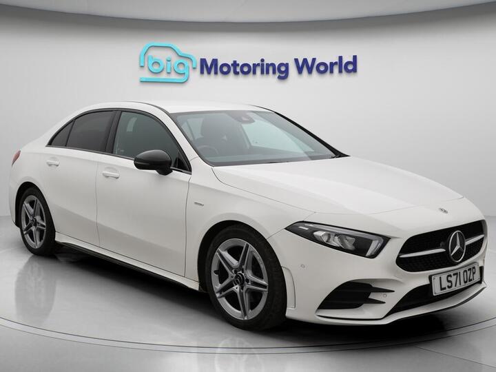 Mercedes-Benz A Class 2.0 A180 AMG Line Edition (Executive) 8G-DCT Euro 6 (s/s) 4dr