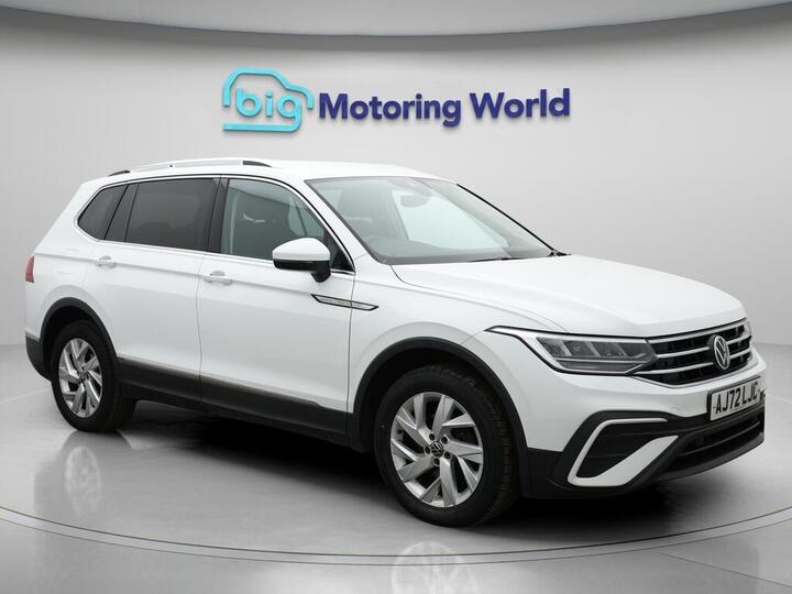 Volkswagen Tiguan Allspace 1.5 TSI Life DSG Euro 6 (s/s) 5dr Volkswagen Tiguan Allspace 1.5 TSI Life DSG Euro 6 (s/s) 5dr