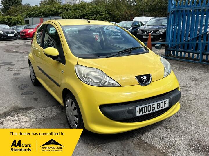 Peugeot 107 1.0 12V Urban 2 Tronic Euro 4 3dr
