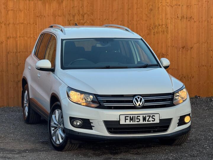 Volkswagen Tiguan 2.0 TDI BlueMotion Tech Match 2WD Euro 6 (s/s) 5dr Volkswagen Tiguan 2.0 TDI BlueMotion Tech Match 2WD Euro 6 (s/s) 5dr