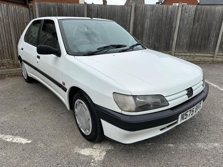 Peugeot 306 1.4 XR 5dr