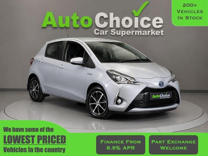 Toyota YARIS 1.5 VVT-h Icon Tech E-CVT Euro 6 (s/s) 5dr